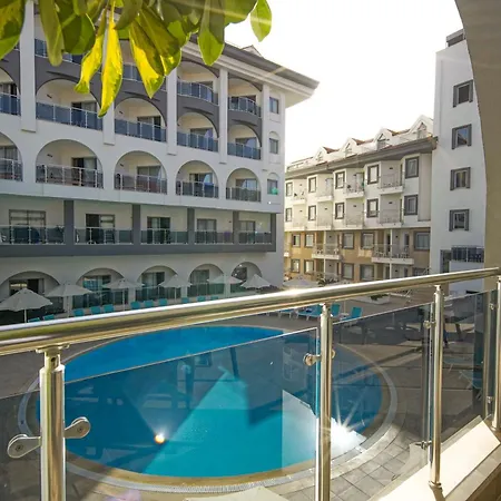 Hotel Aluna Side