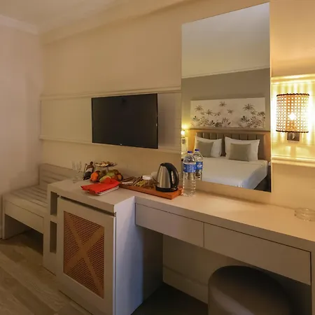 Hotel Aluna