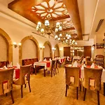 Hotel Aluna 5*