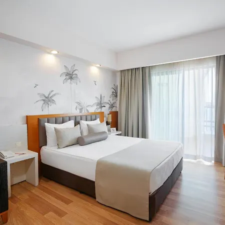 Hotel Aluna Side